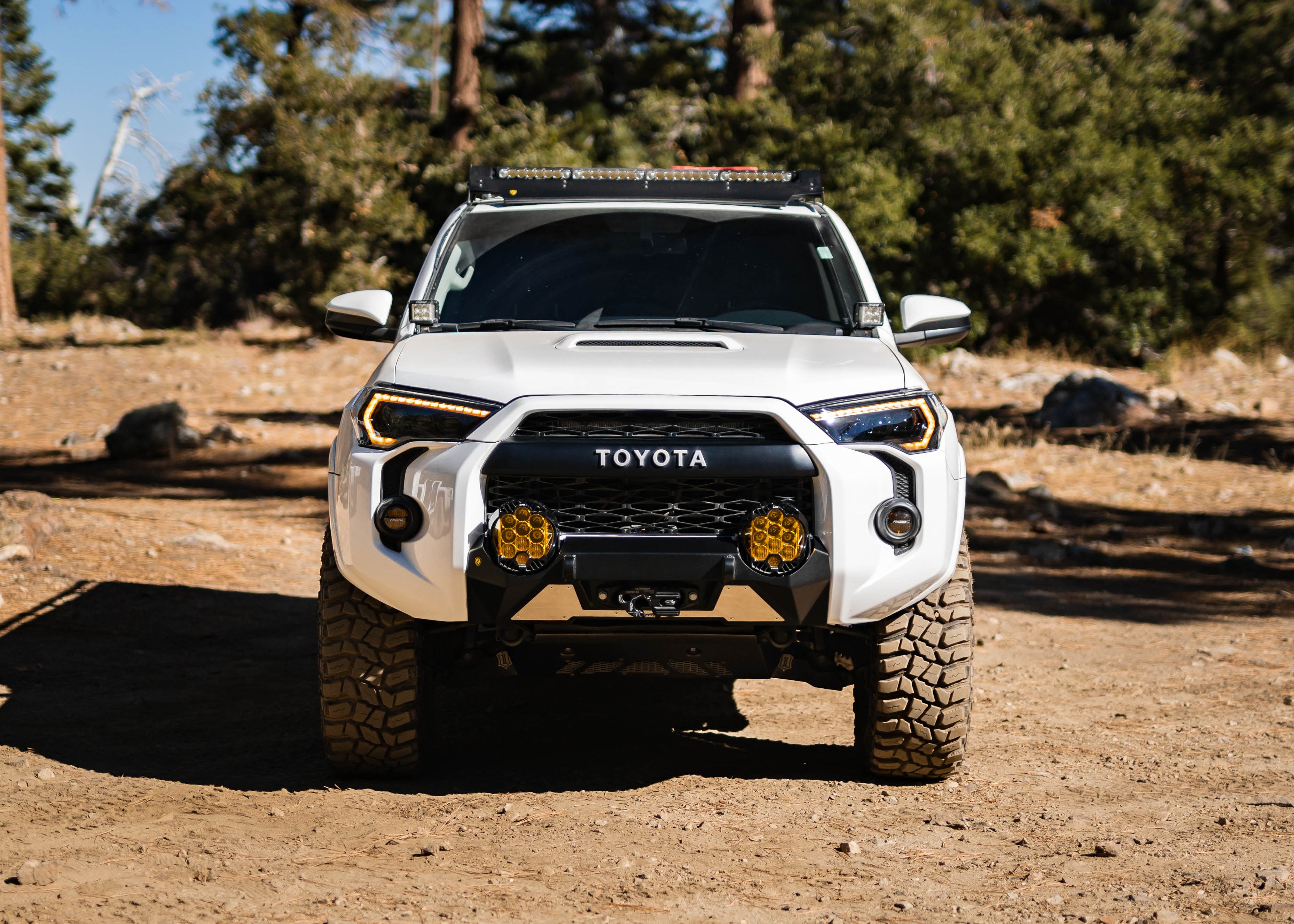 2014–2024 Toyota 4Runner with Saints Offroad front bumper installed, front view